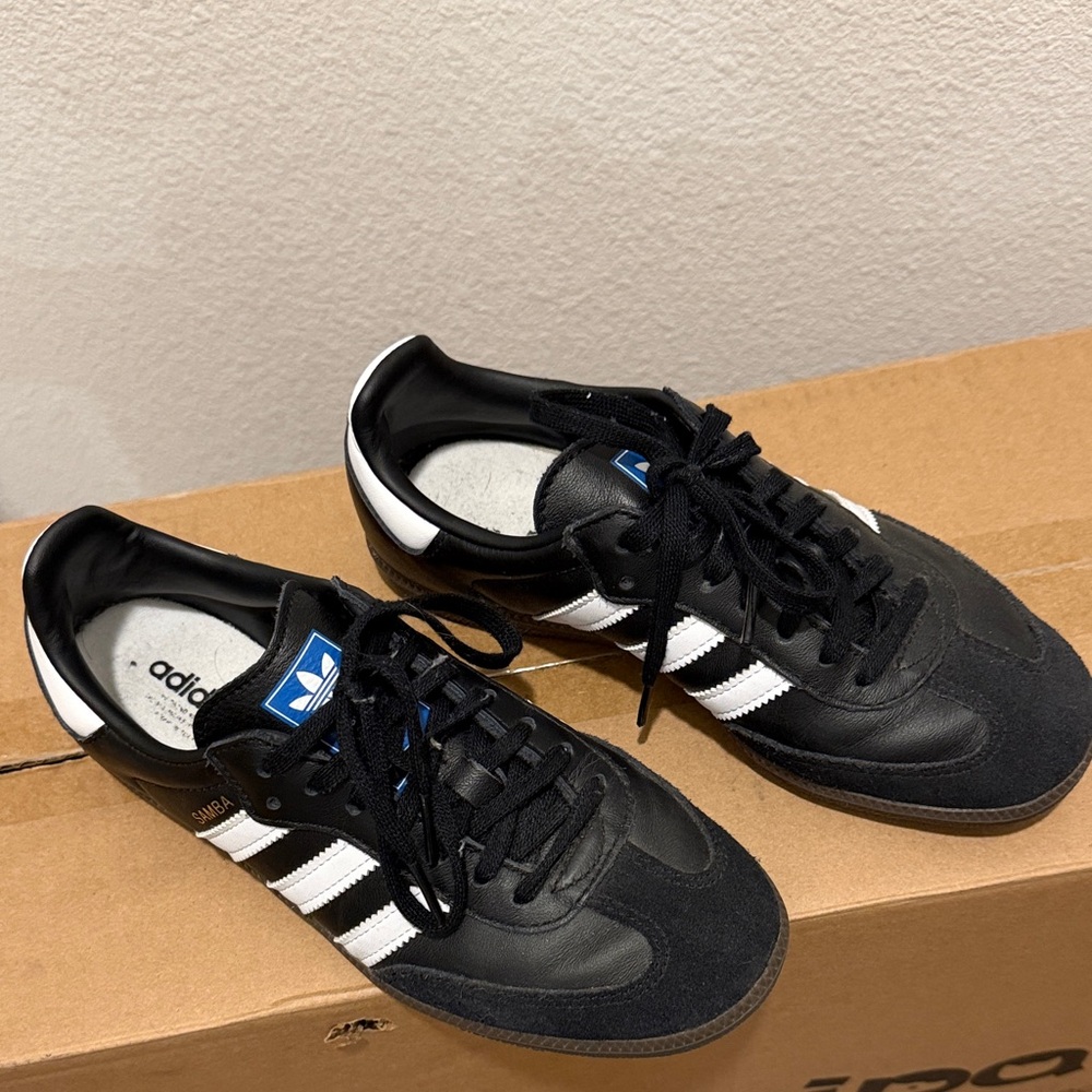 adidas samba Black and White Sneakers